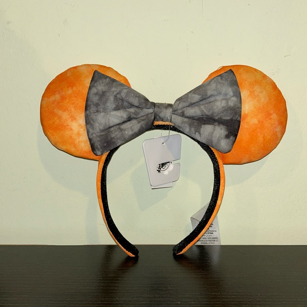 2022 Disney parks Halloween orange with grey bow Minnie ears